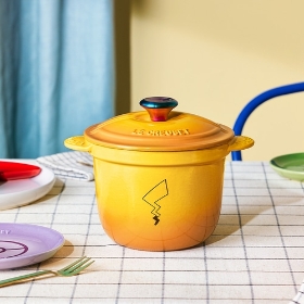【LE CREUSET】ココット・エブリィ 18 ネクター(イリディセントツマミ)