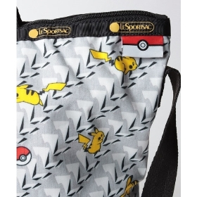 DELUXE EASY CARRY TOTE Pikachu Monogram ｜【公式】ポケモン