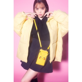 Pokémon accessory×25NICOLE お財布機能付きスマホショルダー ピカチュウ