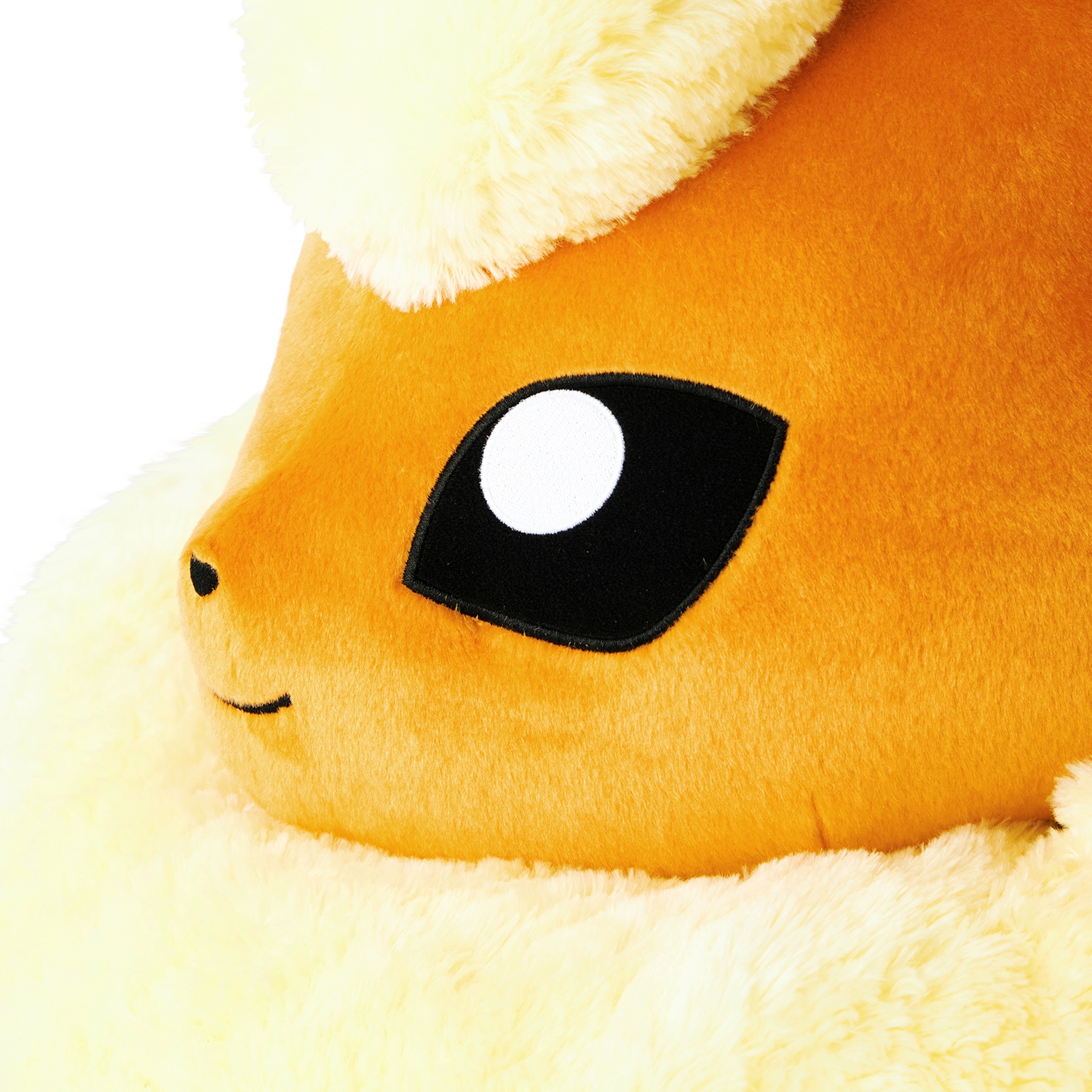 ぬいぐるみ 等身大ブースター 寝そべり ｜【公式】ポケモン