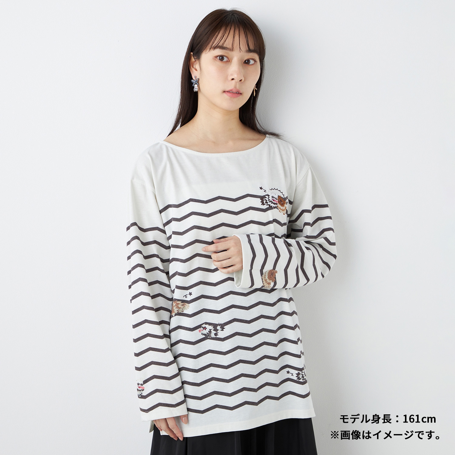 ワンポイント刺繍ロングTシャツ にたものどうし ジグザグマ＆ガラルジグザグマ