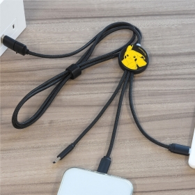 フラッシュマルチ充電ケーブル　ピカチュウ