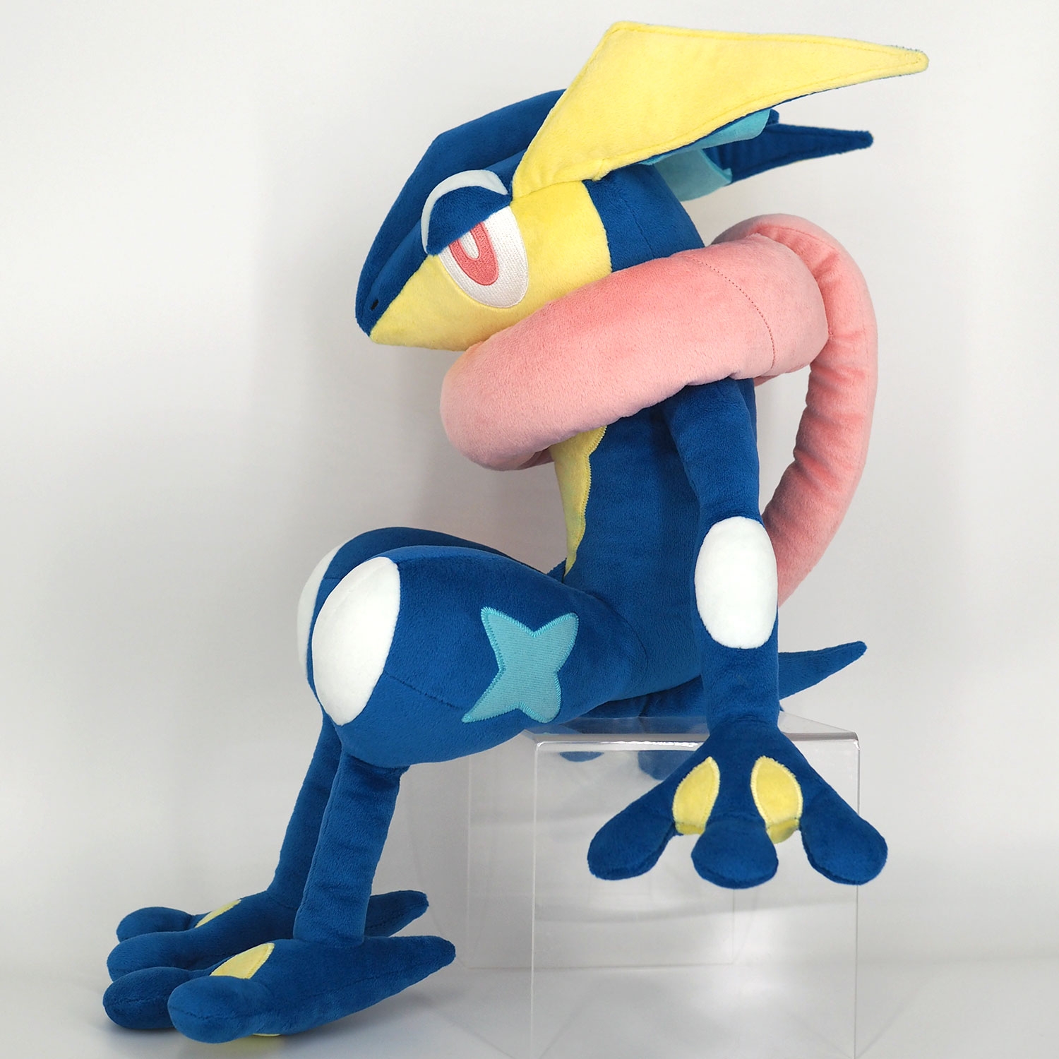 ぬいぐるみ(M) ゲッコウガ |【公式】ポケモンセンターオンライン ぬいぐるみ(M) ゲッコウガ |【公式】ポケモンセンターオンライン