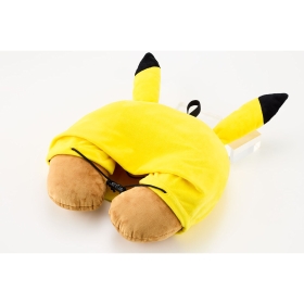フード付ネックピロー　ピカチュウ