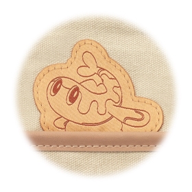 2つ折りパスケース ひょっこりワッペン シャリタツ